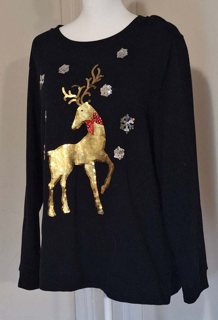 TeacherCore, Reindeer Sequin Holiday Black Sweatshirt, LX, Twee - Picture 4 of 10